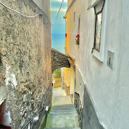 A 5 Minuti Dal Sentiero Degli Dei Lägenhet Positano